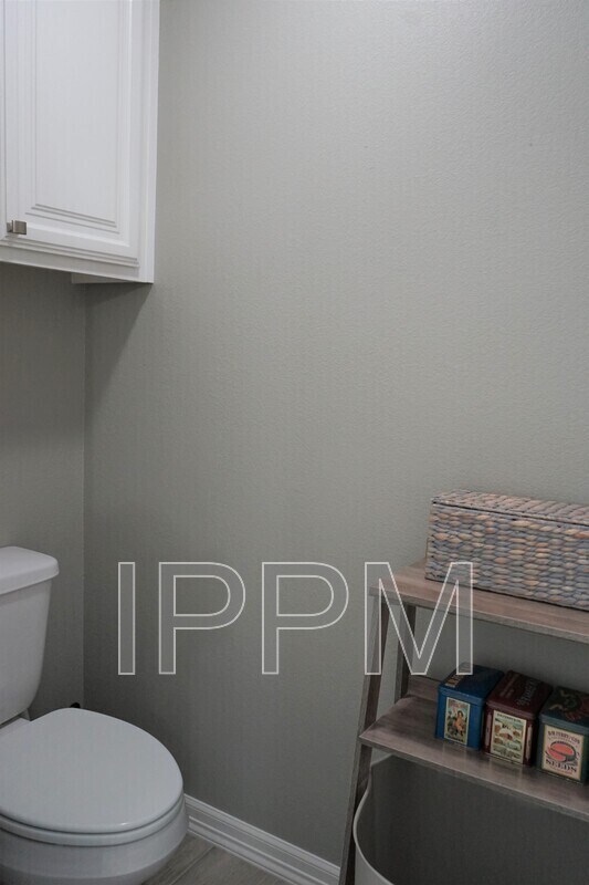 Building Photo - 2234 S Christian Cir