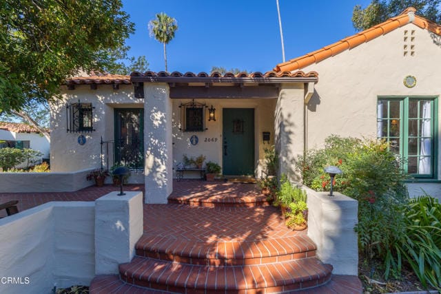 Building Photo - 2069 Mar Vista Ave