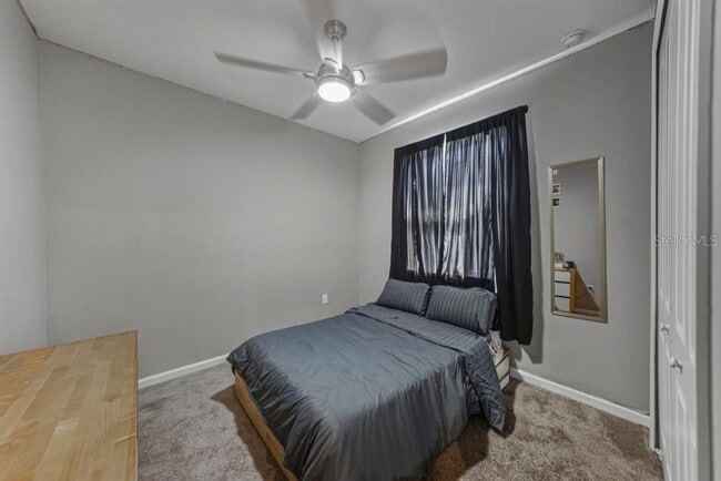 Building Photo - 295 Lake Smart Cir