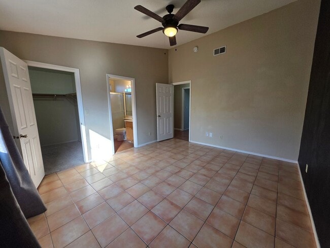 Building Photo - 3-bedroom single story in Turlock!