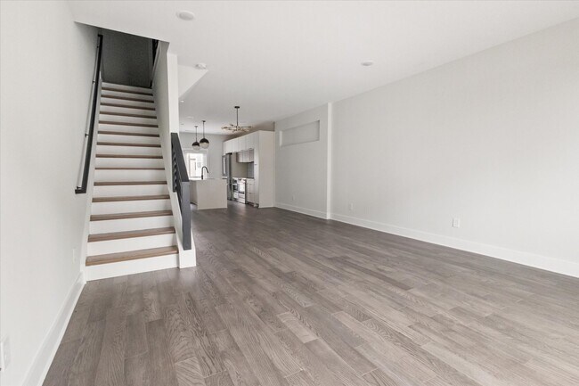 Building Photo - 1225 Minter Pl