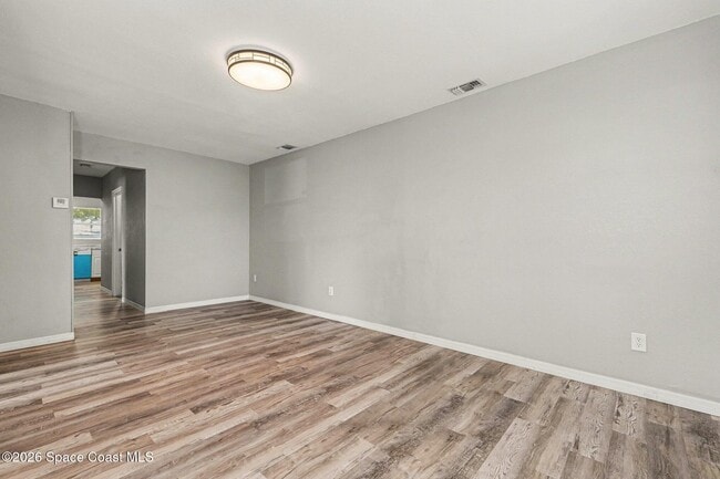 Building Photo - 701 Tropic St