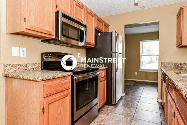 Building Photo - 4 Bedroom Pet-Friendly Home in Sachse, TX with Main Street Renewal