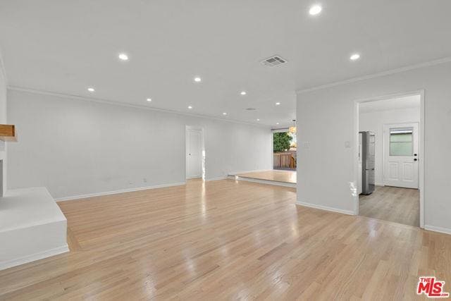 Building Photo - 3760 Beethoven St