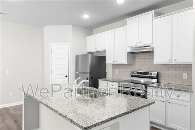 Building Photo - 206 Vickery Ln