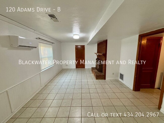 Building Photo - 1 Bedroom Apartment off Wards Ferry Road!