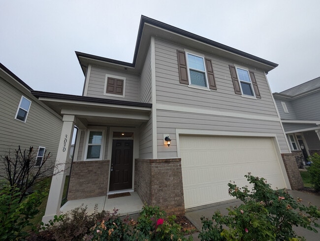 Building Photo - 3030 Eastcott Ave