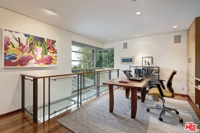 Building Photo - 1625 N Crescent Heights Blvd