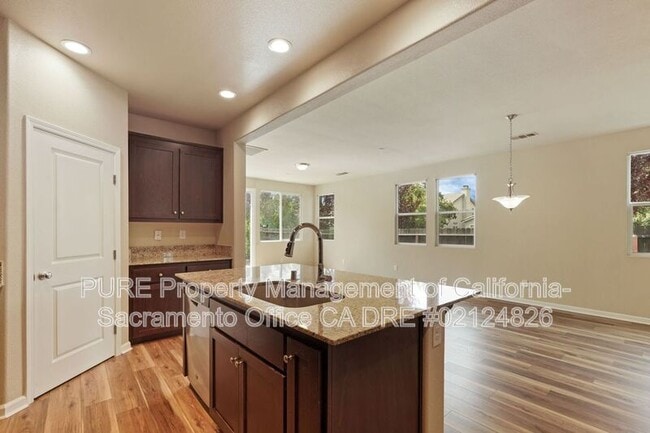 Building Photo - 5500 Amnest Way