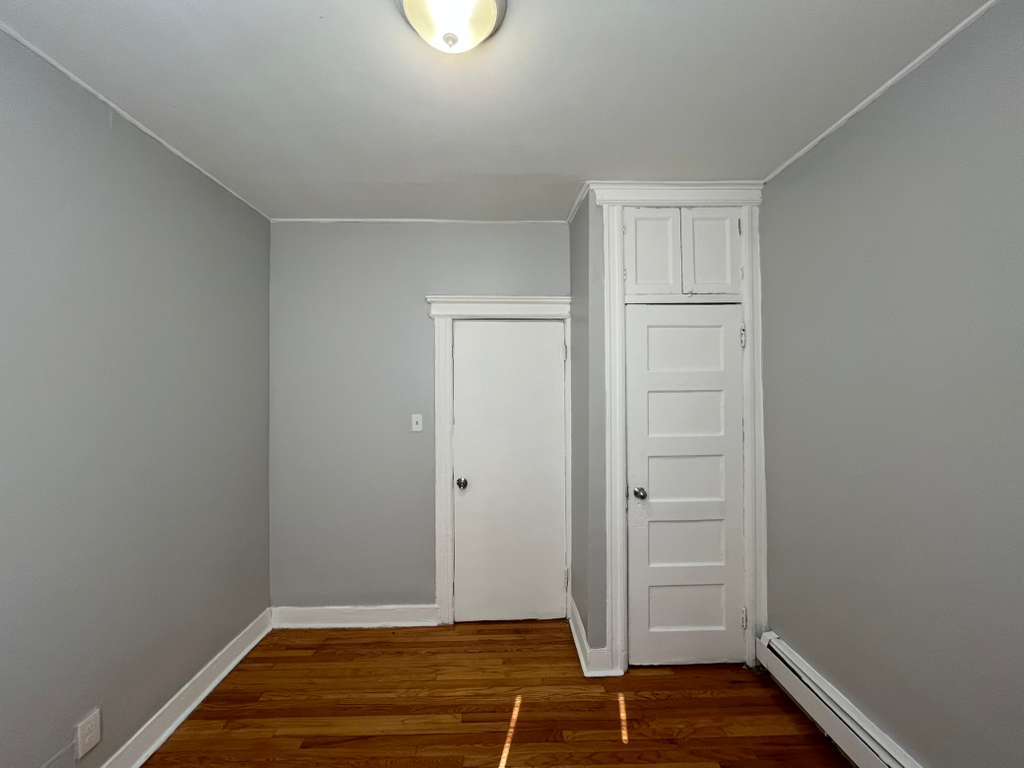 Building Photo - 43 Rutgers Ave