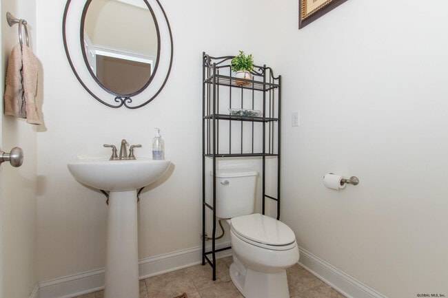 Building Photo - 106 Balsam Way