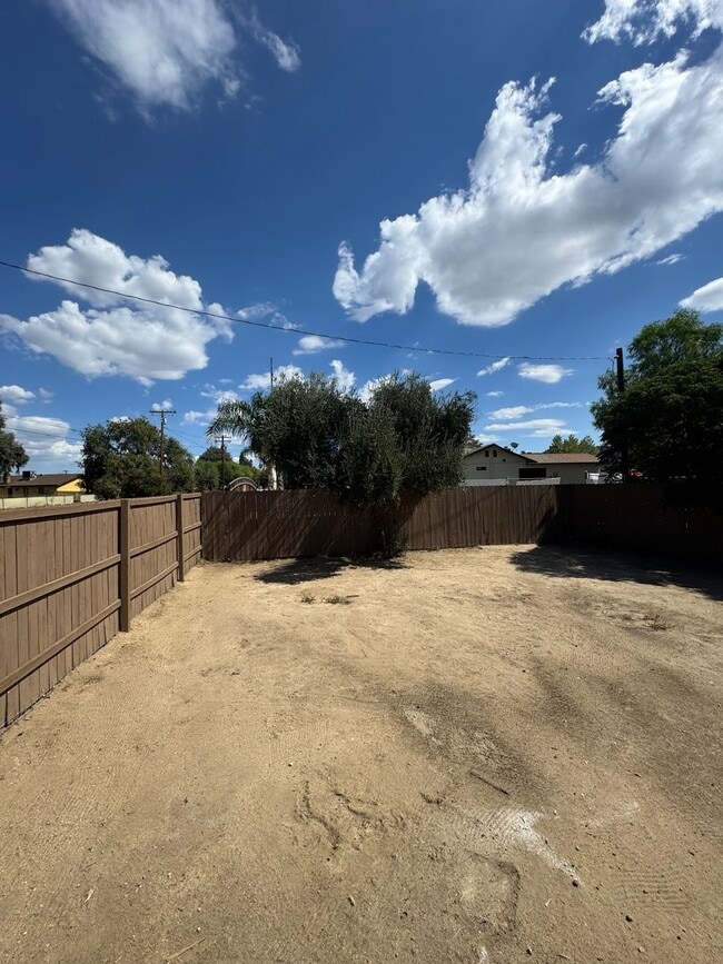 Building Photo - ***New Rental Home***