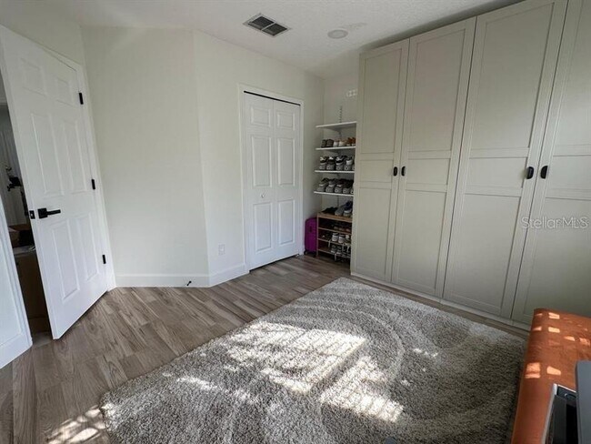 Building Photo - 2271 Stone Cross Cir