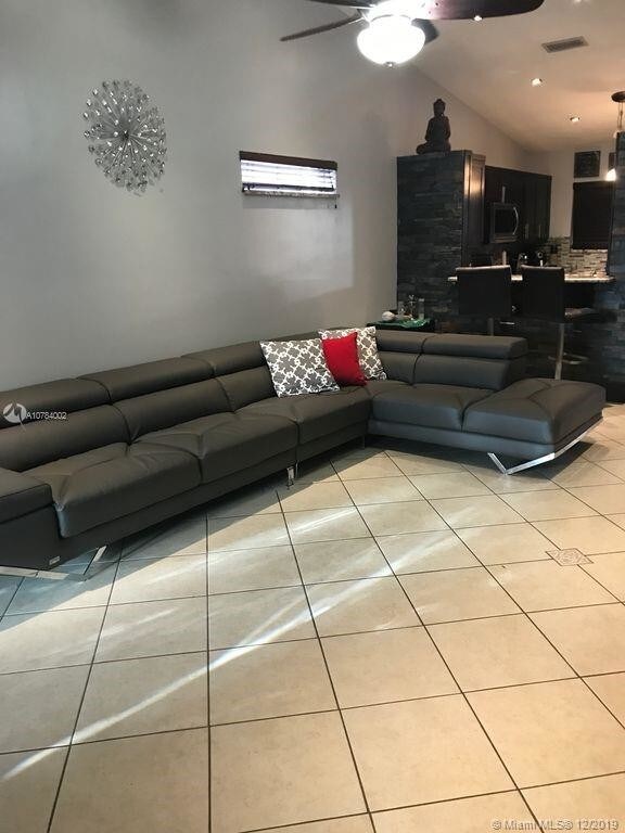 Building Photo - 12721 NW 102nd Pl