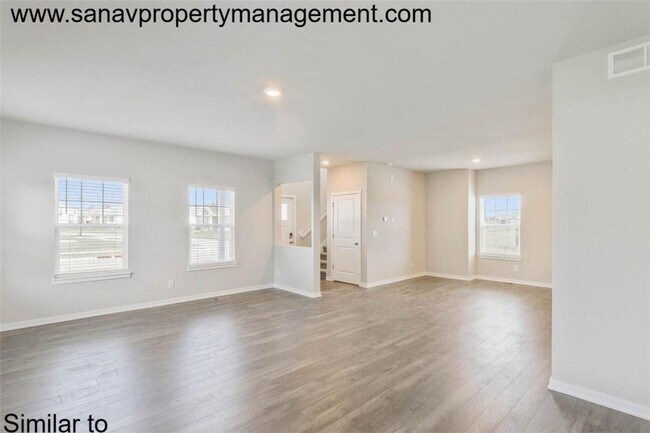 Building Photo - "Stylish 4-Bedroom Home in Prairie Trail with Modern Amenities"