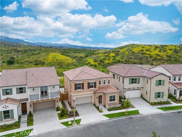 Building Photo - 122 Mossvine