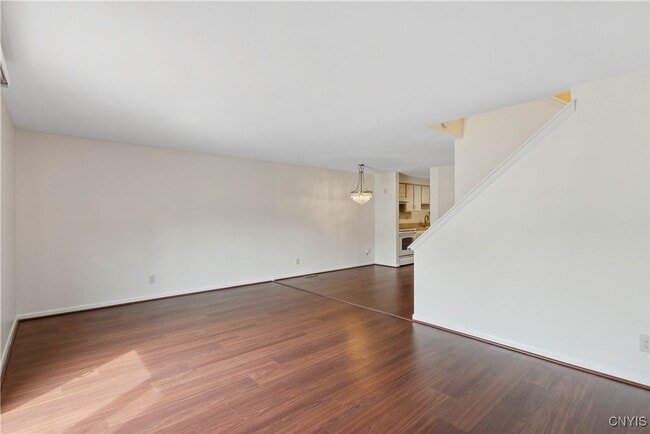 Building Photo - 104 Lookout Cir