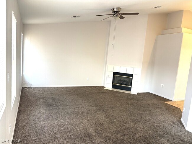 Building Photo - 9986 Catalina Canyon Ave