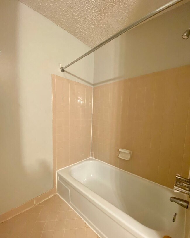 Building Photo - cpg4