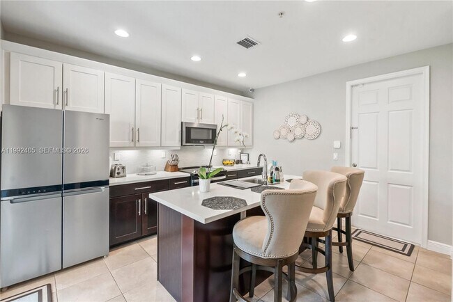 Building Photo - 14721 SW 13th St