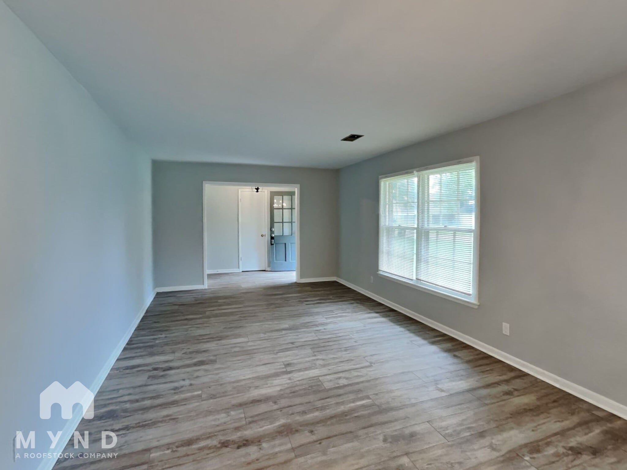 Building Photo - 1305 19th Ave SW