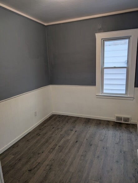 Building Photo - 1159 McKinley St