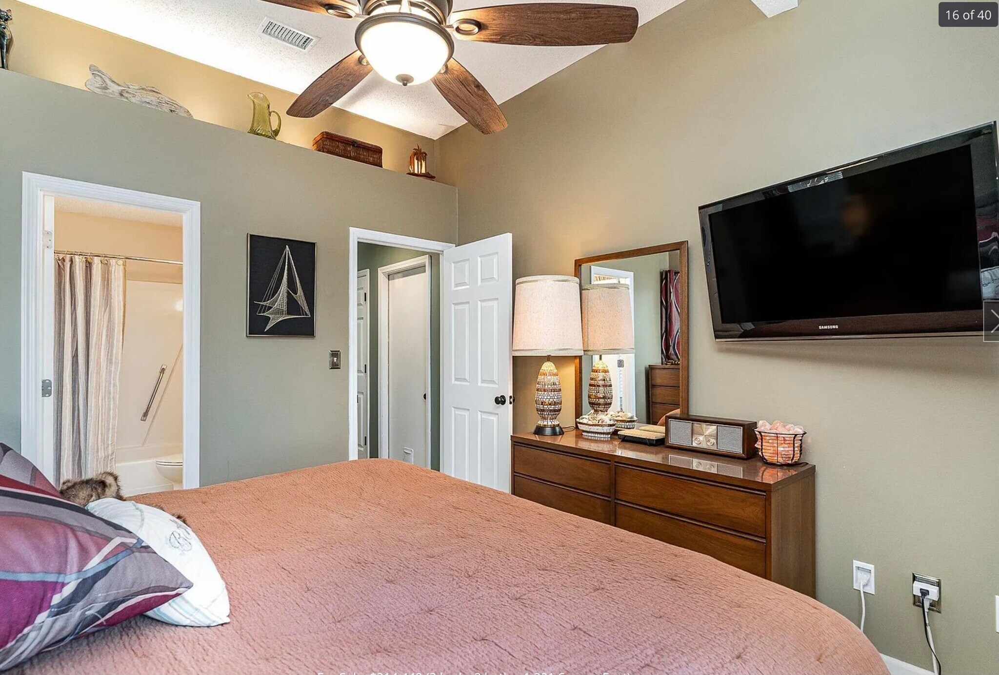 Building Photo - 203 Lyons Cove Dr