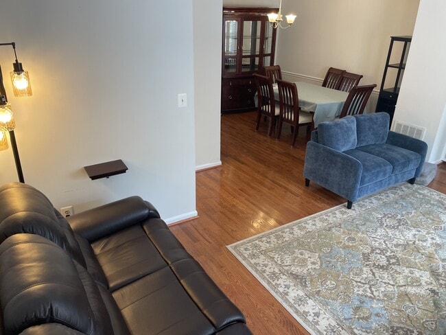 Building Photo - 6108 Castletown Way