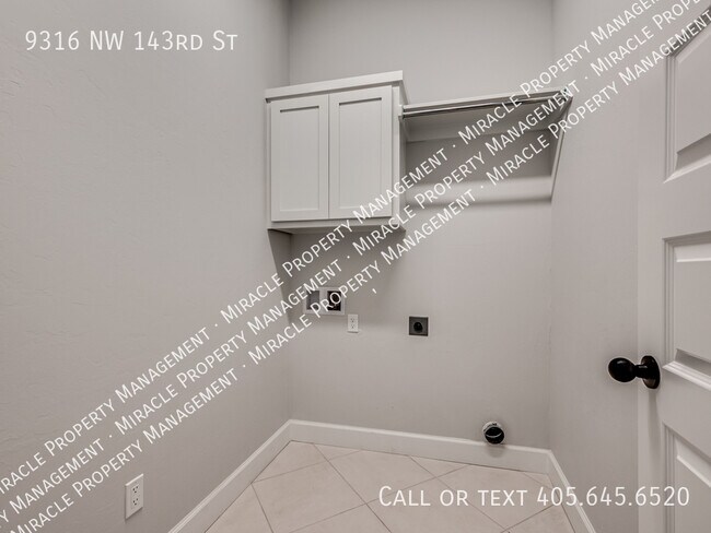 Building Photo - 9316 NW 143rd St