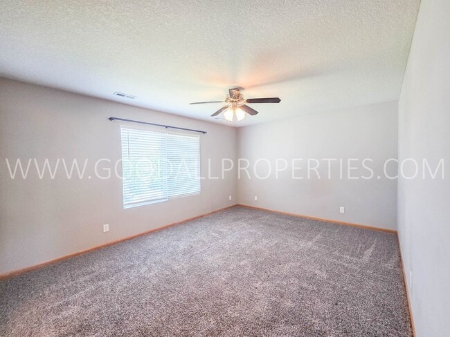 Building Photo - Urbandale Home in Waukee Schools with Office, Fireplace & 2-Car Garage