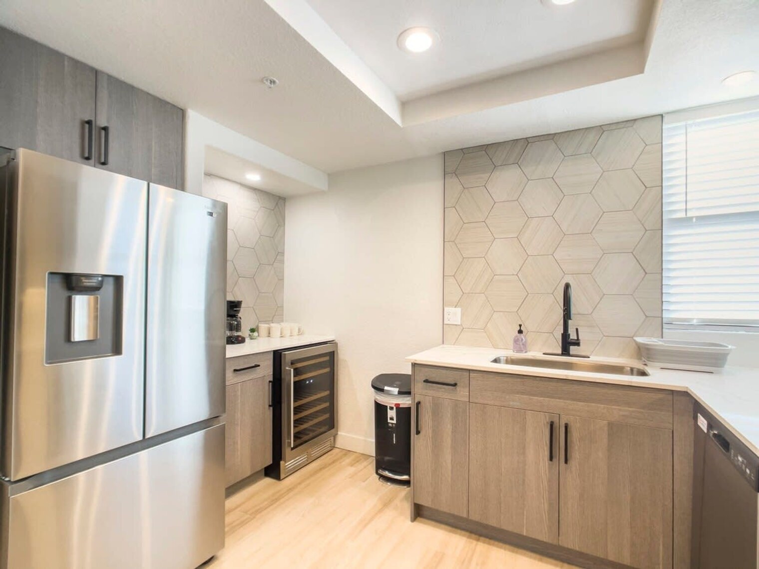 Building Photo - 14201 N 70th Way