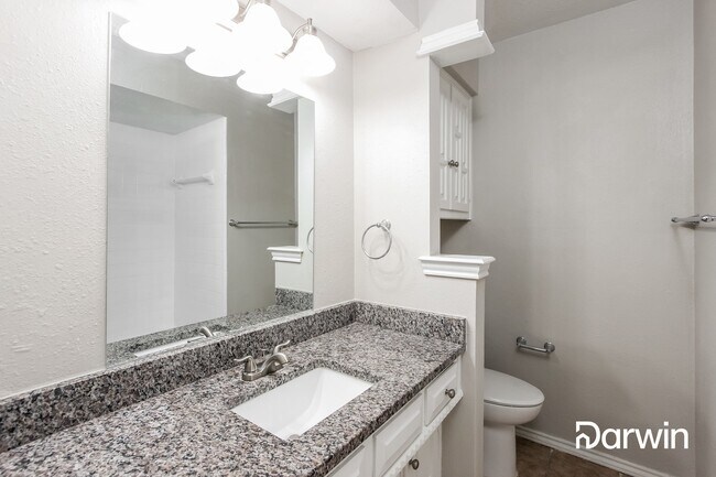 Building Photo - 2709 Winterstone Dr