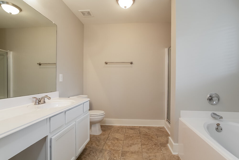 Building Photo - 422 Laurel Timbers Dr