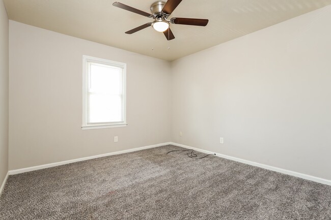 Building Photo - 1113 Rowell St