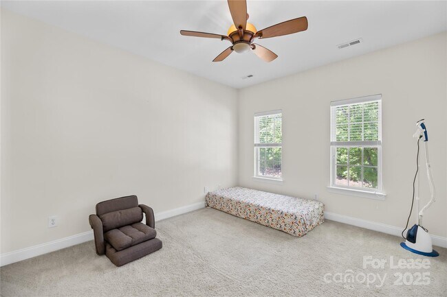 Building Photo - 10732 Alvarado Way