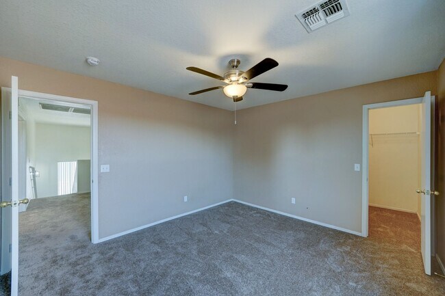 Building Photo - AVAILABLE NOW!!! Oversized Bedrooms in Johnson Ranch