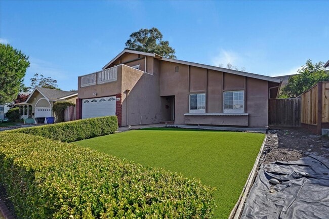 Building Photo - 47450 Cholla St