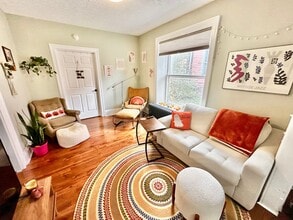 Building Photo - Varsity Management