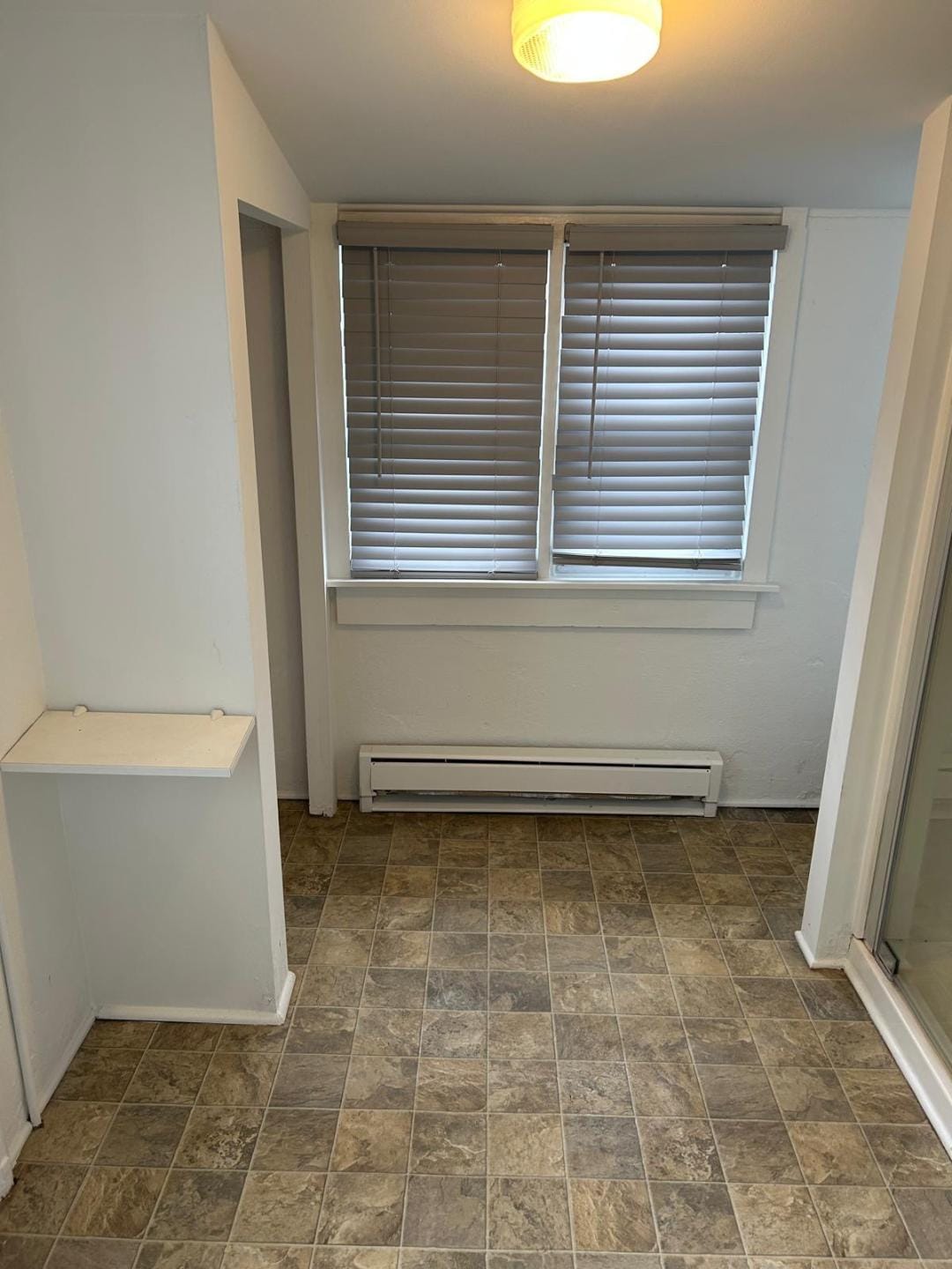 Building Photo - 2718 E County Line Rd