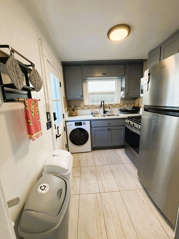 Building Photo - 6621 E Ocean Blvd