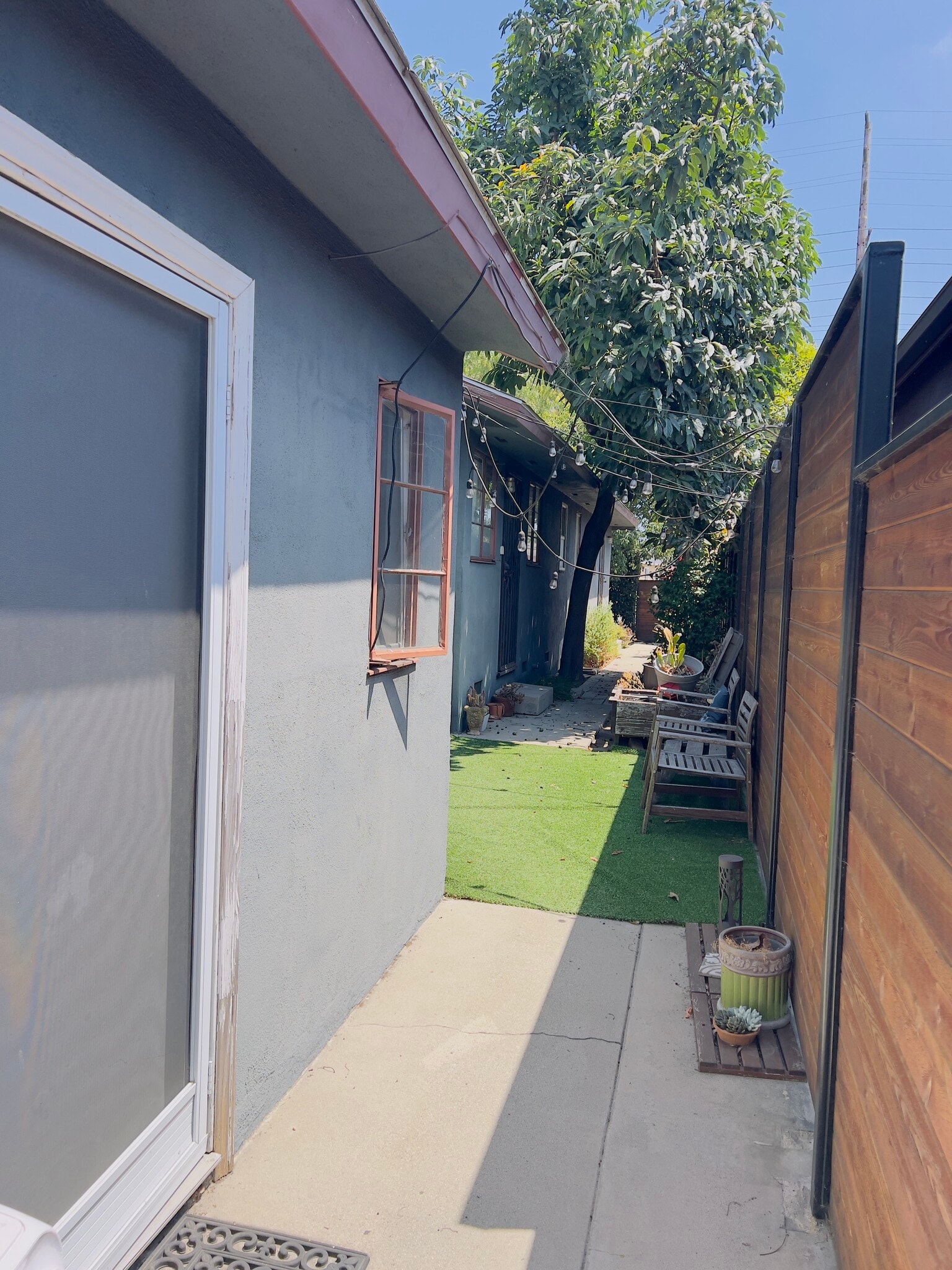 Building Photo - 4247 S Centinela Ave