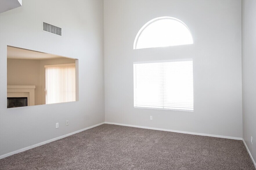 Building Photo - 7212 Single Pine Dr