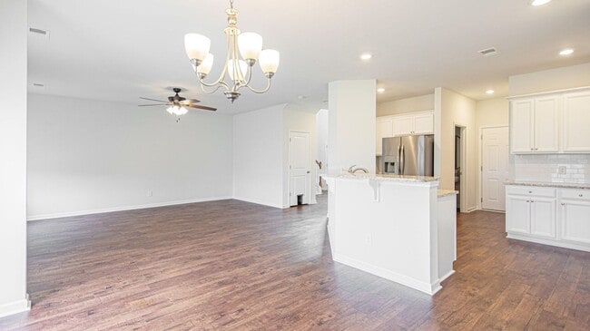 Building Photo - 3 Bedroom/ 2.5 Bath Home - Cane Bay