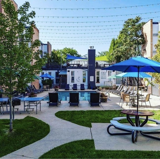 Building Photo - Sterling Boulder Apartments