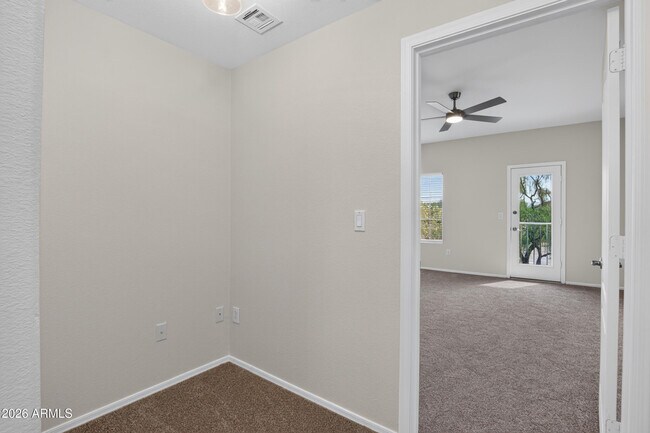 Building Photo - 3150 E Beardsley Rd