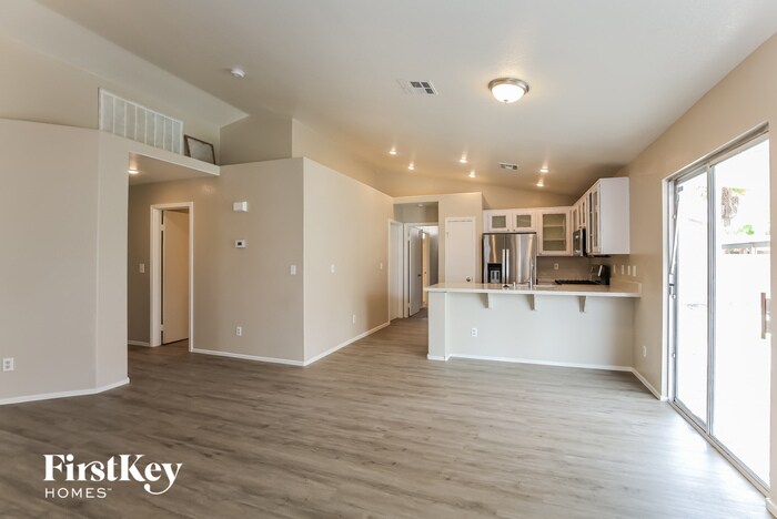 Building Photo - 6133 Kitamaya St