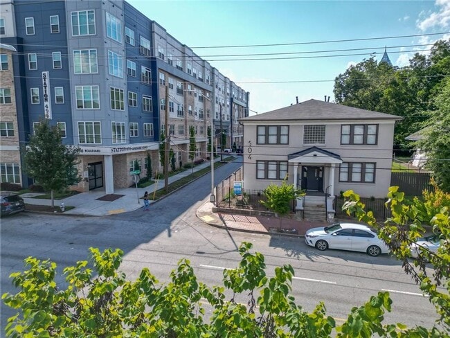 Building Photo - 504 Boulevard NE