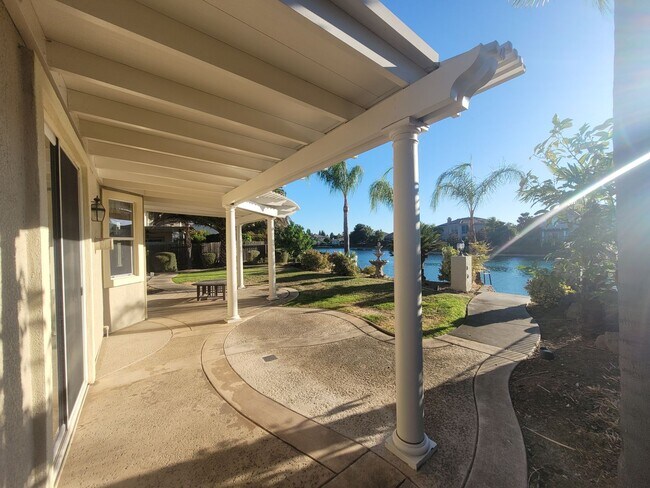 Building Photo - Lake front home in Westlake in Natomas, gated community