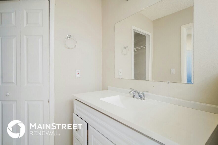 Building Photo - 7610 Pacific Heights Cir