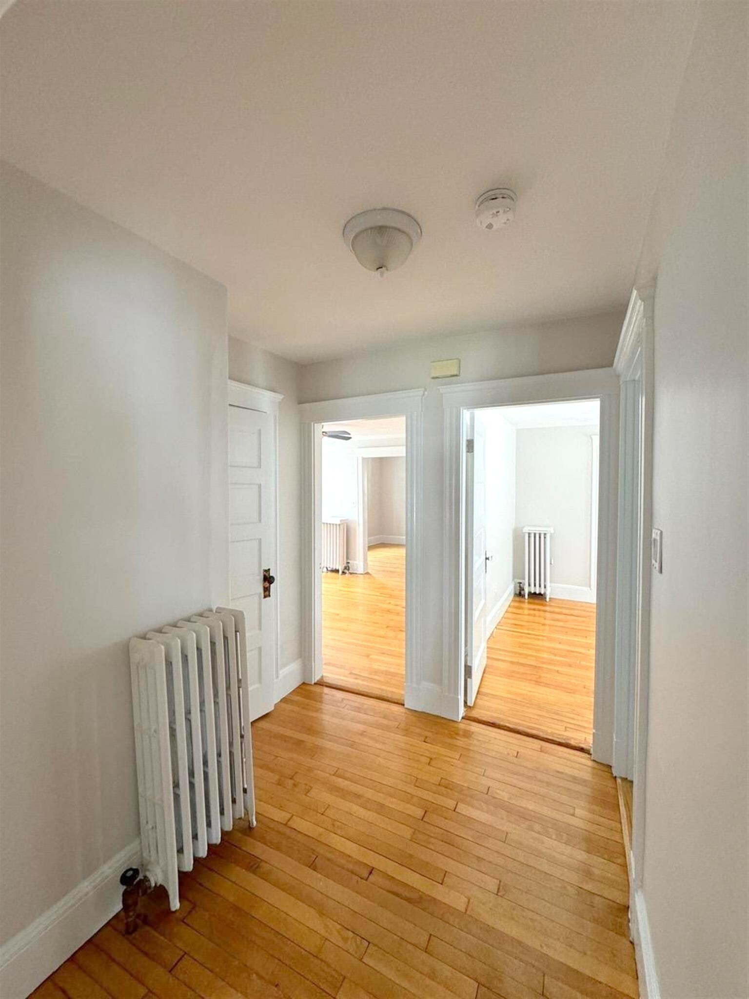 Building Photo - 9 Gordon St